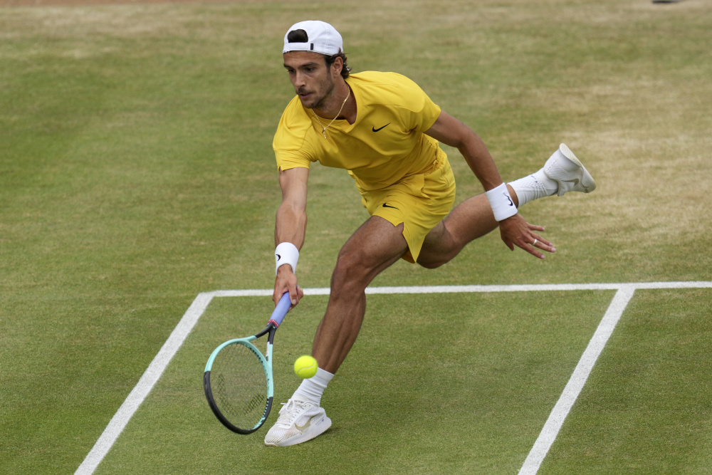 展上的不懈 展上的不懈