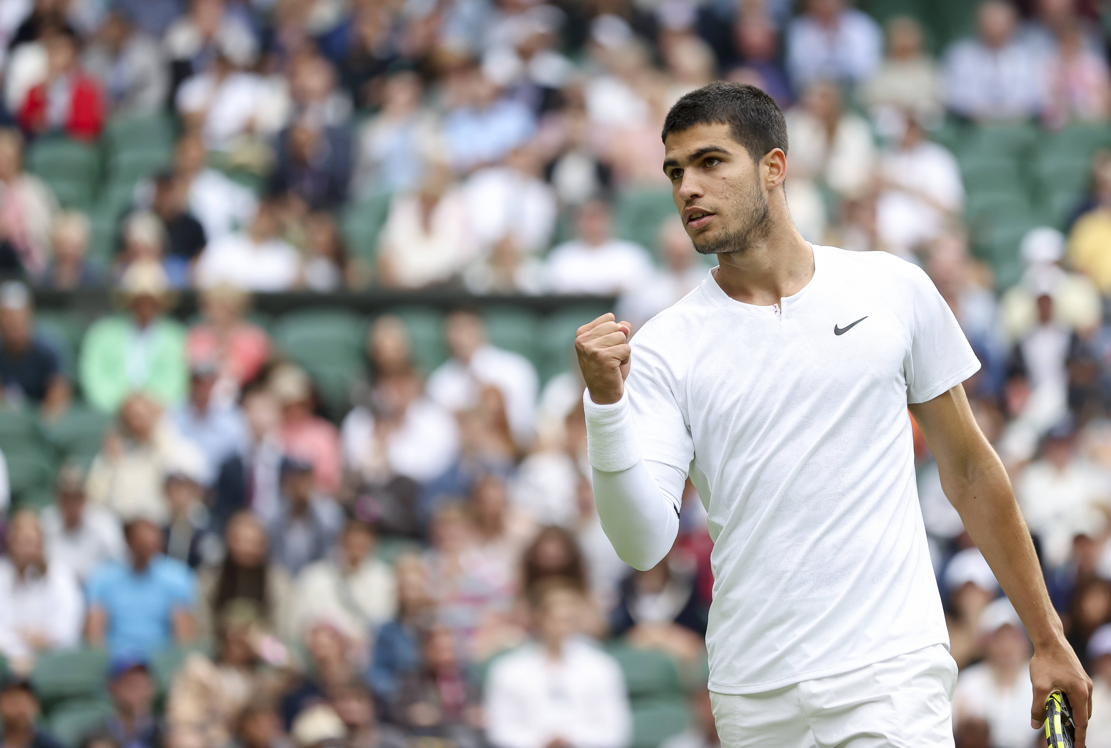 的表现可圈 的表现可圈