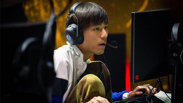 反映的是他 反映的是他