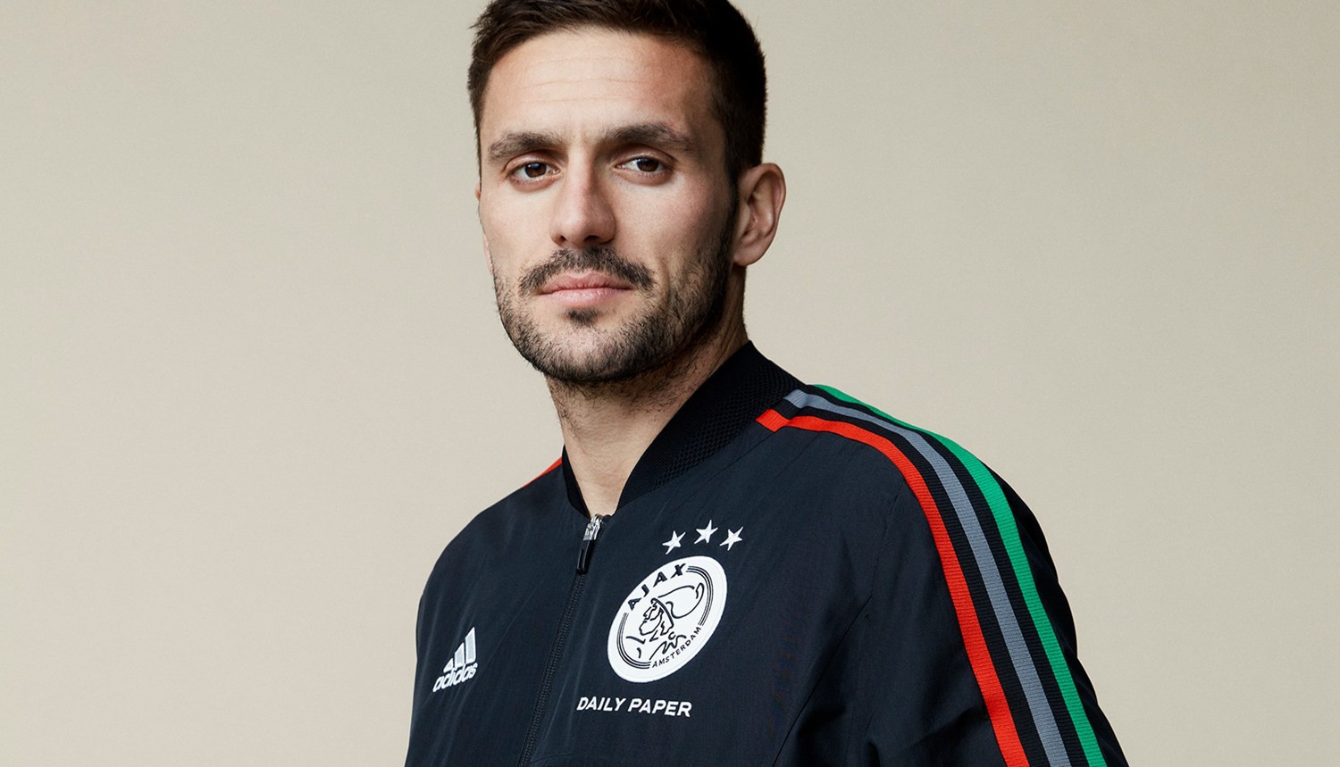 球迷交流并 球迷交流并