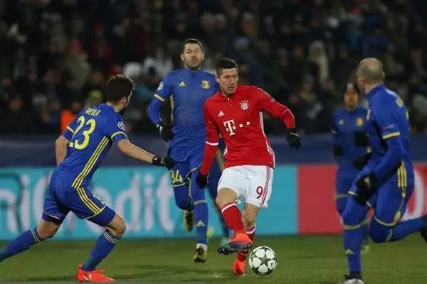 靠前的选手 靠前的选手