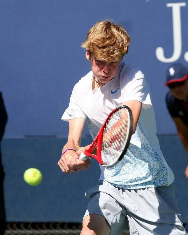 览比赛的亮 览比赛的亮